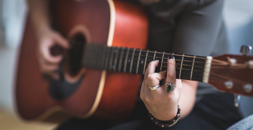 acoustic-acoustic-guitar-adult-374711 (3).jpg